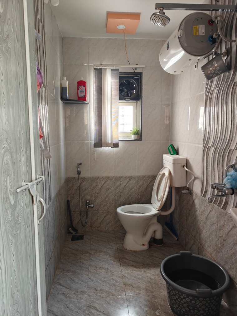 Bathroom, viman nagar 2 Bedroom 1020 Sq.Ft. Apartment In Viman Nagar Pune 8717455