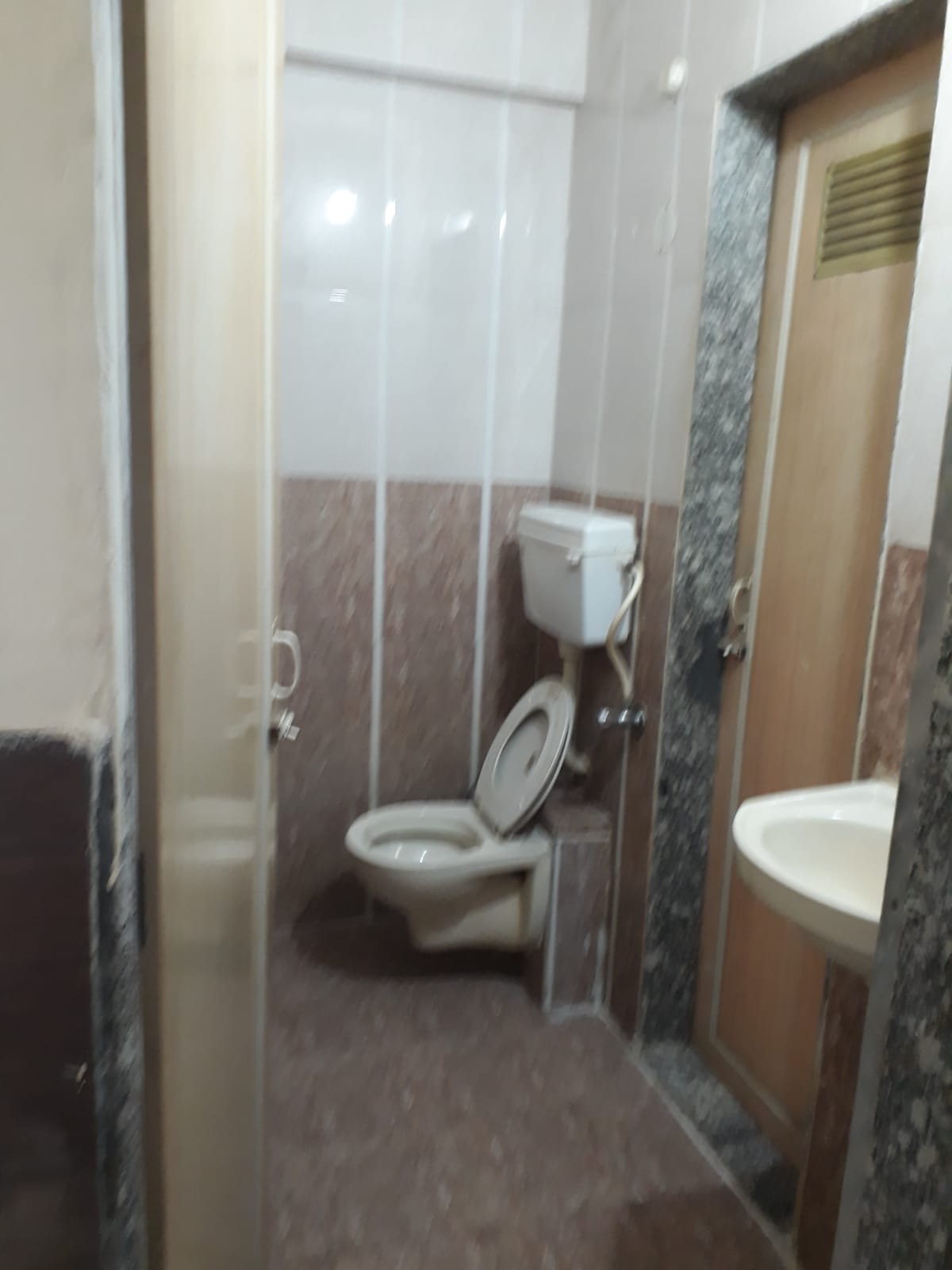 1 Rk  400 Sq.Ft. Apartment in Fam CHS