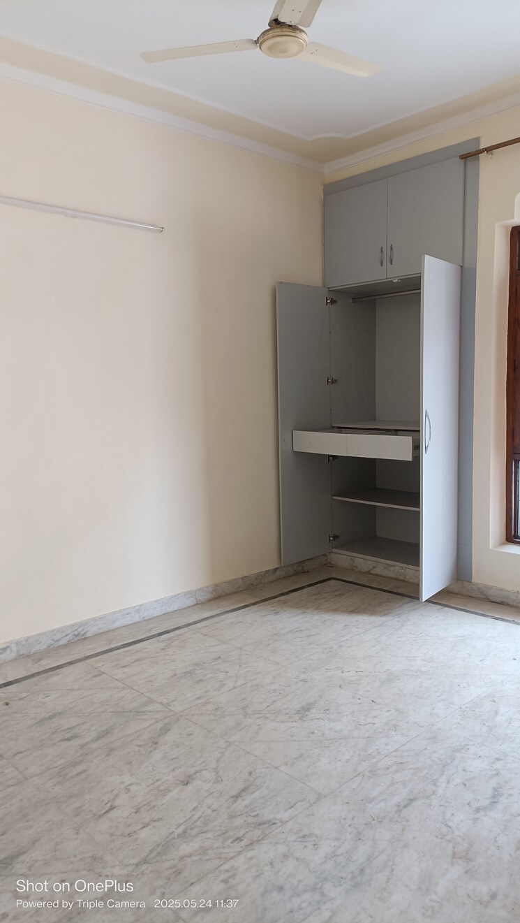 Room, ashoka-enclave-faridabad 3 Bedroom 1250 Sq.Ft. Builder Floor In Sector 34 Faridabad 8717499