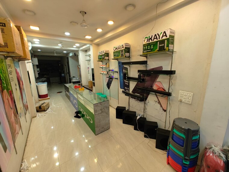 Team Area, maruf ganj Commercial Showroom 1400 Sq.Ft. In Maruf Ganj Patna 8717521