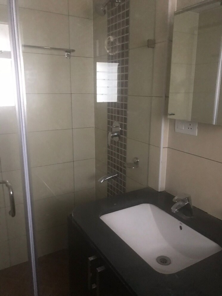 Bathroom, hrc-ibbani 3 Bedroom 1687 Sq.Ft. Apartment In Jakkuru Bangalore 8717520