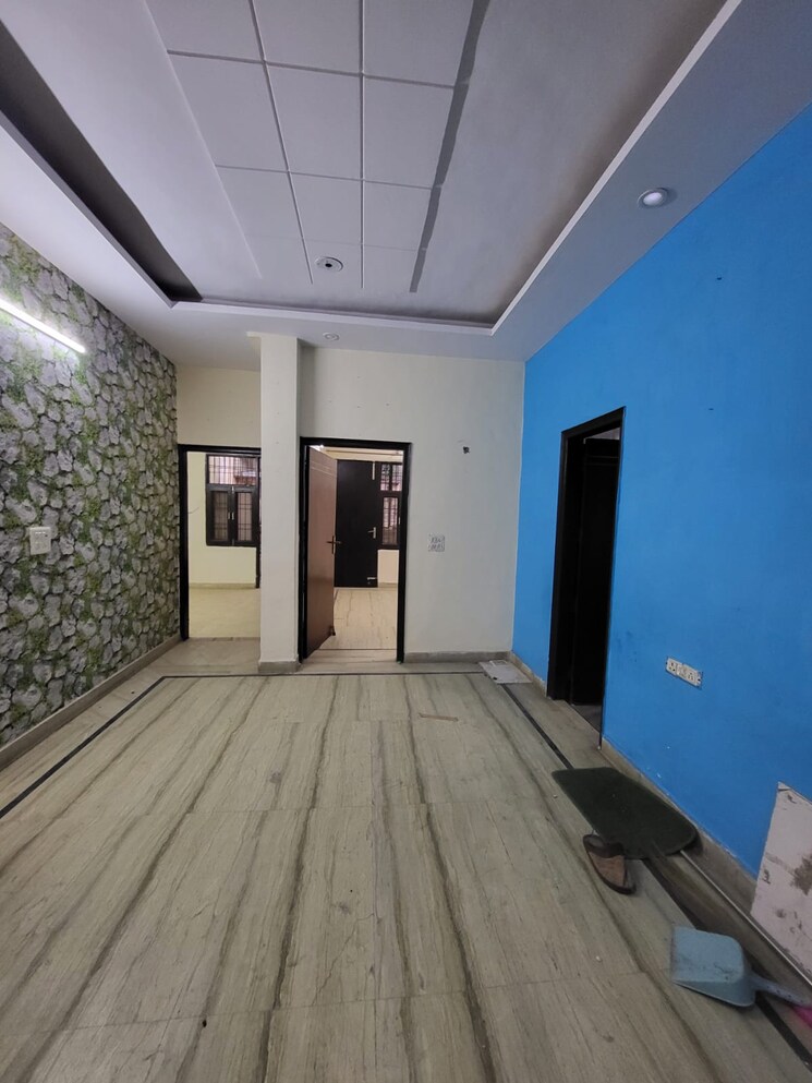 Bedroom, sector 43 3 Bedroom 205 Sq.Yd. Builder Floor In Sector 43 Faridabad 8717522