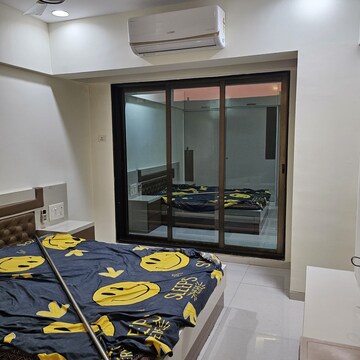Bedroom in 2 BHK Apartment at Chembur – for Rent