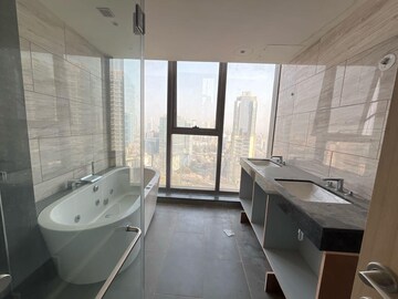 Team Area in 5 BHK Apartment at Rustomjee Crown, Prabhadevi – for Rent