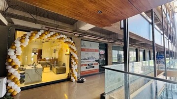  Shop – Exterior View View at Zundal - for Rent