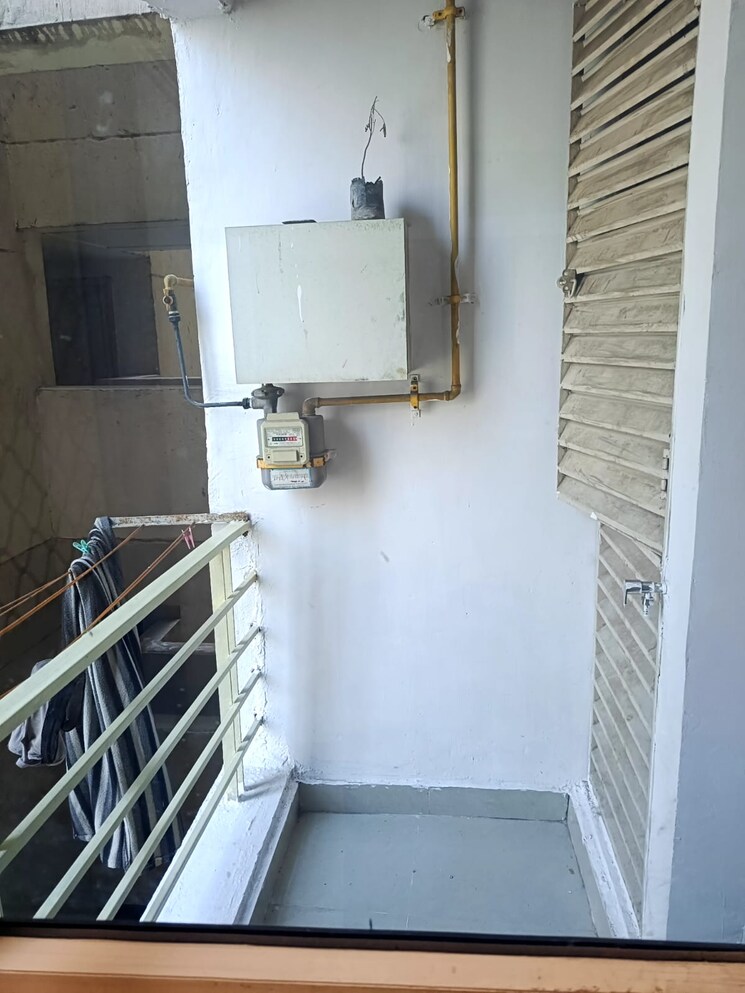 Balcony, aims-golf-city 2 Bedroom 950 Sq.Ft. Apartment In Sector 75 Noida 8717607