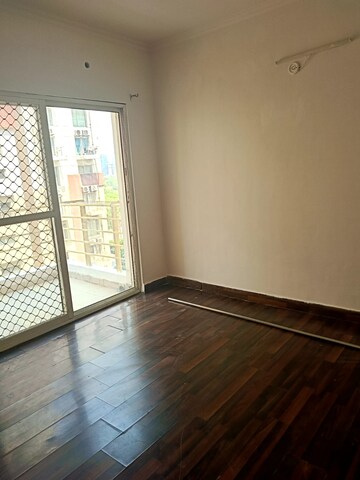 Room in 2 BHK Apartment at Aims Golf City, Sector 75 – for Rent