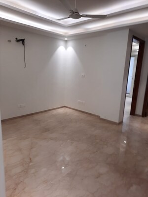 Room in 3 BHK Builder Floor at Vasant Kunj – for Sale