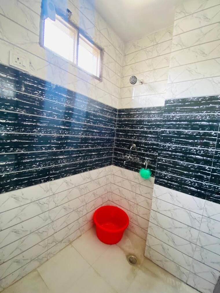 Balcony, sa-homes-i 2.5 Bedroom 455 Sq.Ft. Builder Floor In Uttam Nagar Delhi 8717650