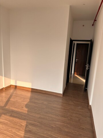 Room in 3 BHK Apartment at Piramal Revanta Tower 3 and 4, Mulund West – for Rent
