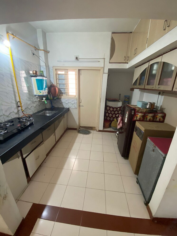 Kitchen, satellite 2 Bedroom 1200 Sq.Ft. Apartment In Satellite Ahmedabad 8717680