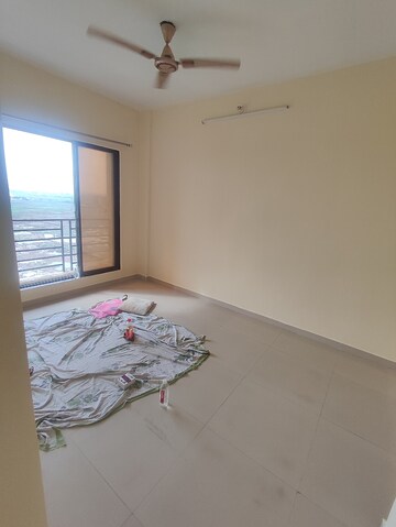 Room in 2 BHK Apartment at Kailash Tower Virar West, Virar West – for Rent