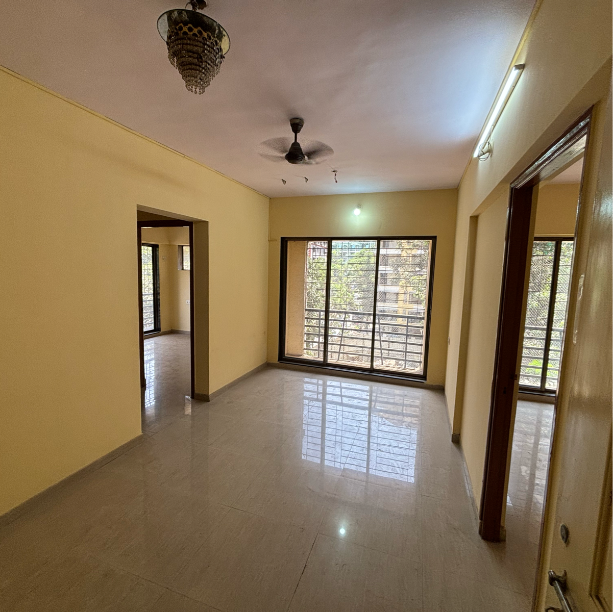 2 BHK + Pooja Room Apartment For Sale in Chinmay CHS Kandivali