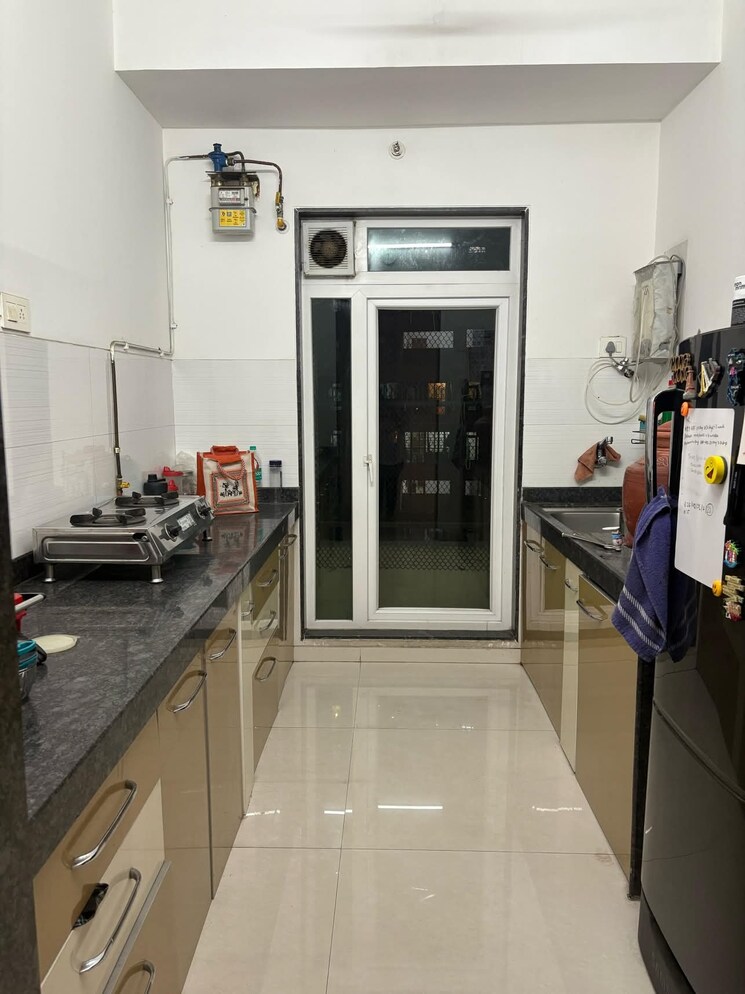 Kitchen, rustomjee-urbania-azziano 2 Bedroom 1000 Sq.Ft. Apartment In Majiwada Thane 8717679