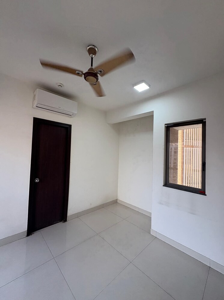 Bedroom, lodha-casa-viva 2 Bedroom 900 Sq.Ft. Apartment In Majiwada Thane 8717700