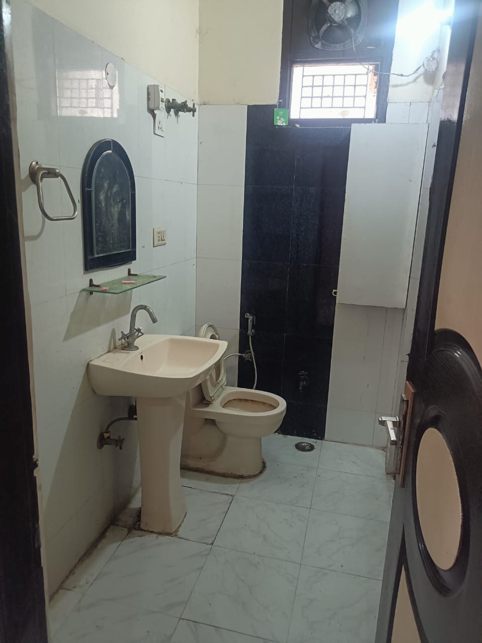 3 BHK + Extra Room Builder Floor For Sale in Ghaziabad 