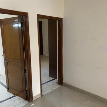 Room in 2.5 BHK Villa at Sector 23 – for Rent