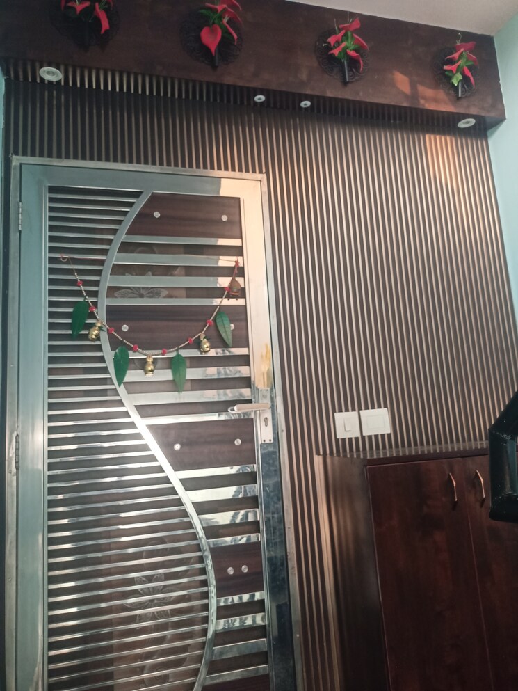 Balcony, wave-city 2.5 Bedroom 194 Sq.Ft. Apartment In Wave City Ghaziabad 8717805