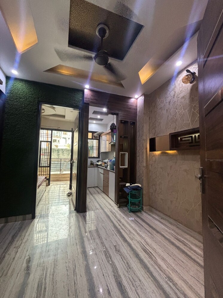 Living Room, dwarka mor 1 Bedroom 405 Sq.Ft. Builder Floor In Dwarka Mor Delhi 8717810