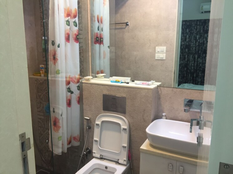 Bathroom, eskay-venture-itus 2 Bedroom 645 Sq.Ft. Apartment In Andheri West Mumbai 8717843
