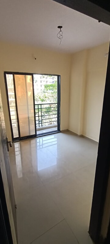 Room in 1 BHK Apartment at Manibhadra Avenue, Nalasopara West – for Rent