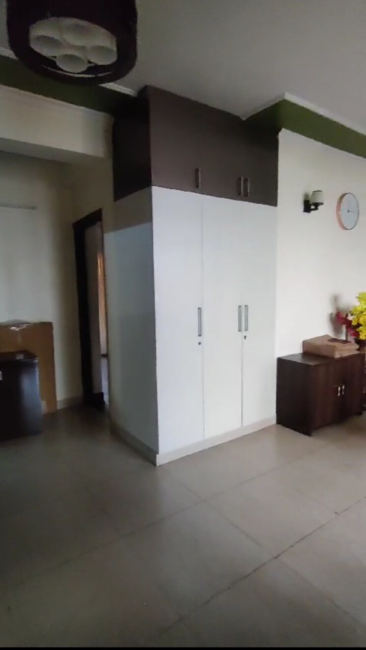 Room, wave-prime-floors 2.5 Bedroom 194 Sq.Ft. Apartment In Wave City Ghaziabad 8717885