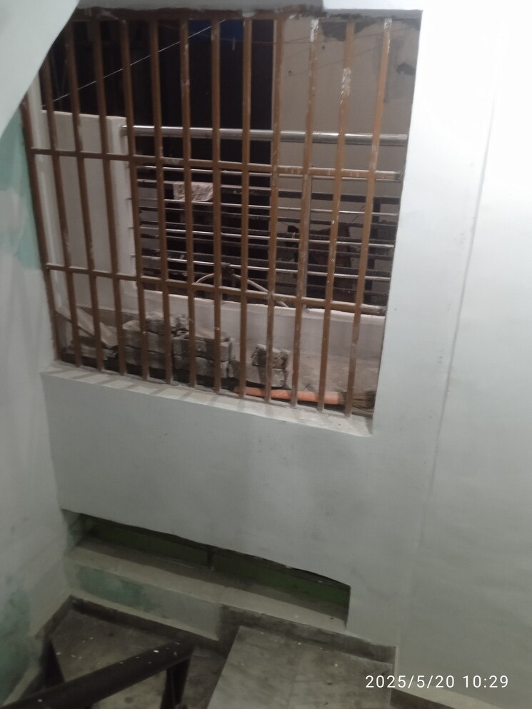 Balcony, new ashok nagar 2 Bedroom 500 Sq.Ft. Builder Floor In New Ashok Nagar Delhi 8717905