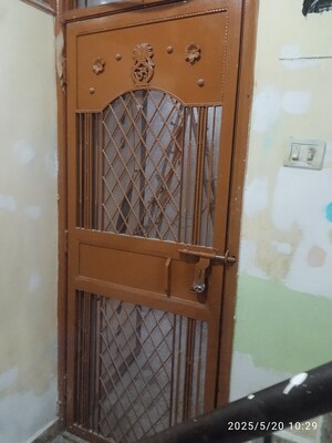 Master Bedroom in 2 BHK Builder Floor at New Ashok Nagar – for Sale