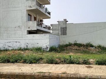  Plot – Exterior View View at BPTP Parklands, Sector 76 - for Sale