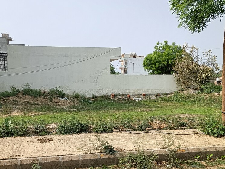 undefined, bptp-parklands  2250 Sq.Ft. Plot In Sector 76 Faridabad 8717956