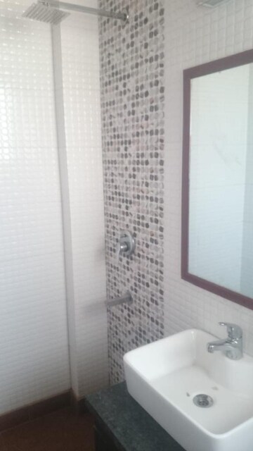 Bathroom in 2 BHK Builder Floor at Lajpat Nagar 4 – for Rent