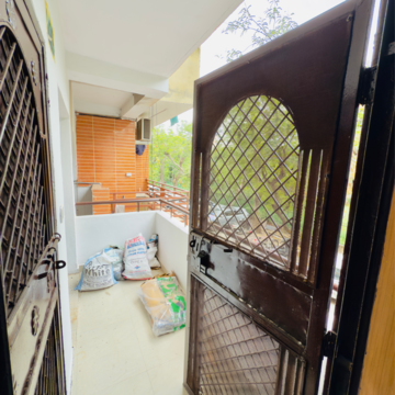 Balcony in 1 BHK Apartment at Sector 16b Dwarka – for Rent