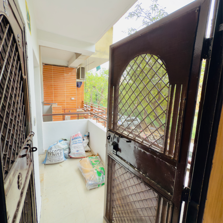 Balcony, sector 16b dwarka 1 Bedroom 70 Sq.Yd. Apartment In Sector 16b Dwarka Delhi 8717911