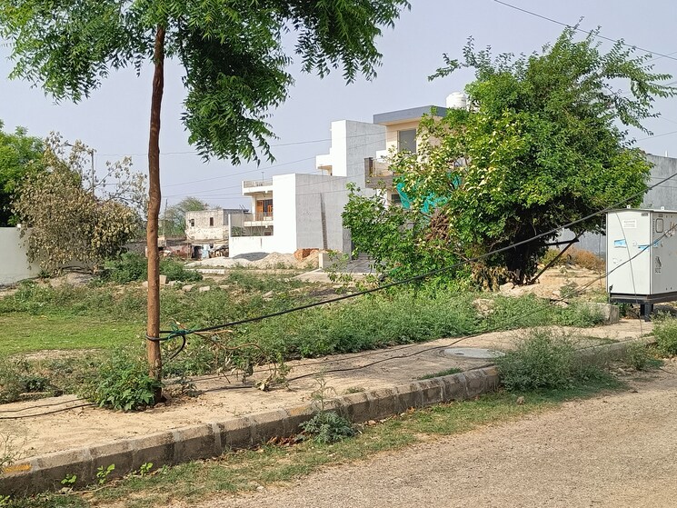 undefined, bptp-parklands  2250 Sq.Ft. Plot In Sector 76 Faridabad 8717956