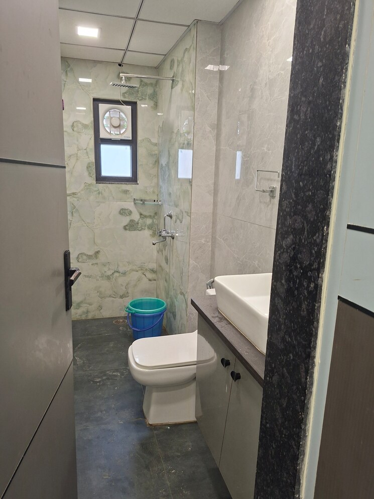 Kitchen, rwa-apartments-sector-26 2.5 Bedroom 250 Sq.Mt. Builder Floor In Sector 26 Noida 8718036