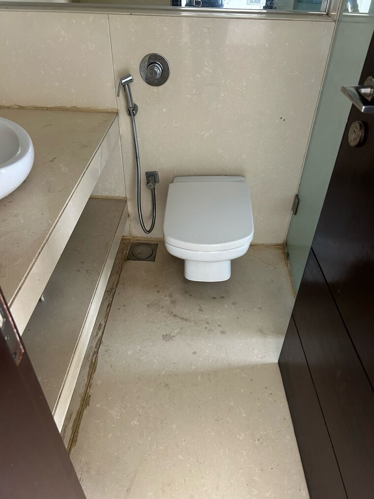 Bathroom, crystal-armus 1 Bedroom 446 Sq.Ft. Apartment In Chembur Mumbai 8717931