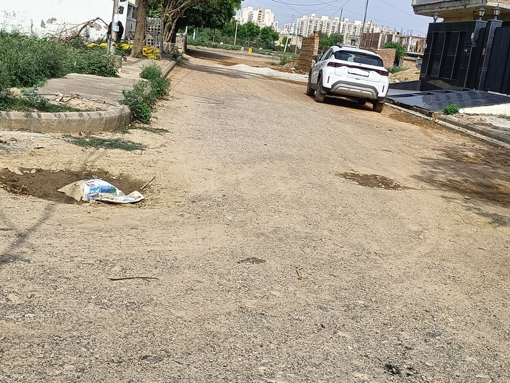 Exterior View, bptp-parklands  2250 Sq.Ft. Plot In Sector 76 Faridabad 8717956