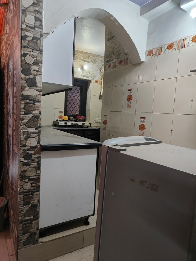 Kitchen, sarita-vihar-pocket-j-rwa 1.5 Bedroom 520 Sq.Ft. Independent House In Sarita Vihar Delhi 8717948