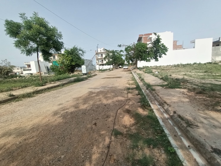 undefined, bptp-parklands  2250 Sq.Ft. Plot In Sector 76 Faridabad 8717956