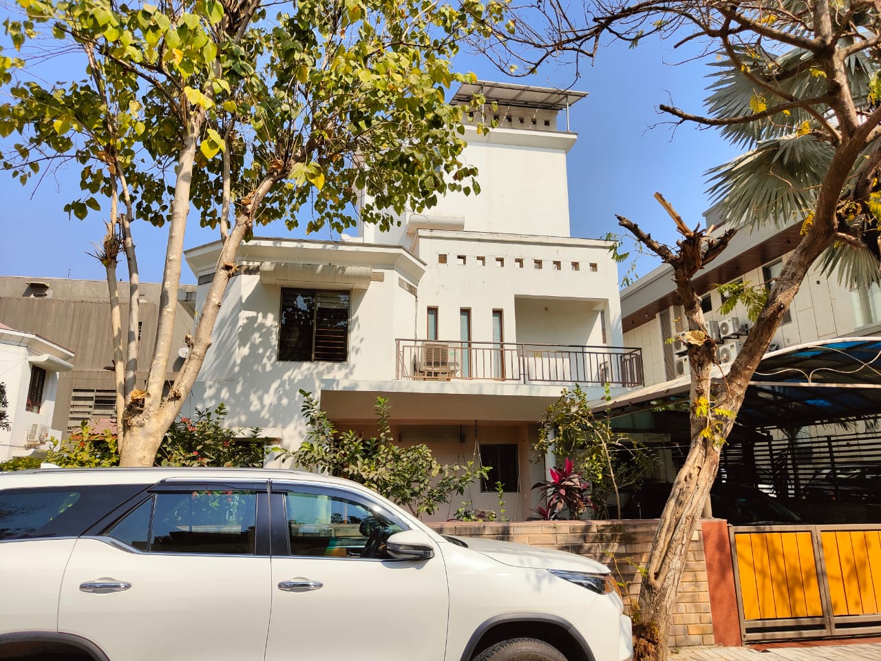 4 BHK + Pooja Room,Servant Room,Study Room Villa For Sale in Arjun Avenu