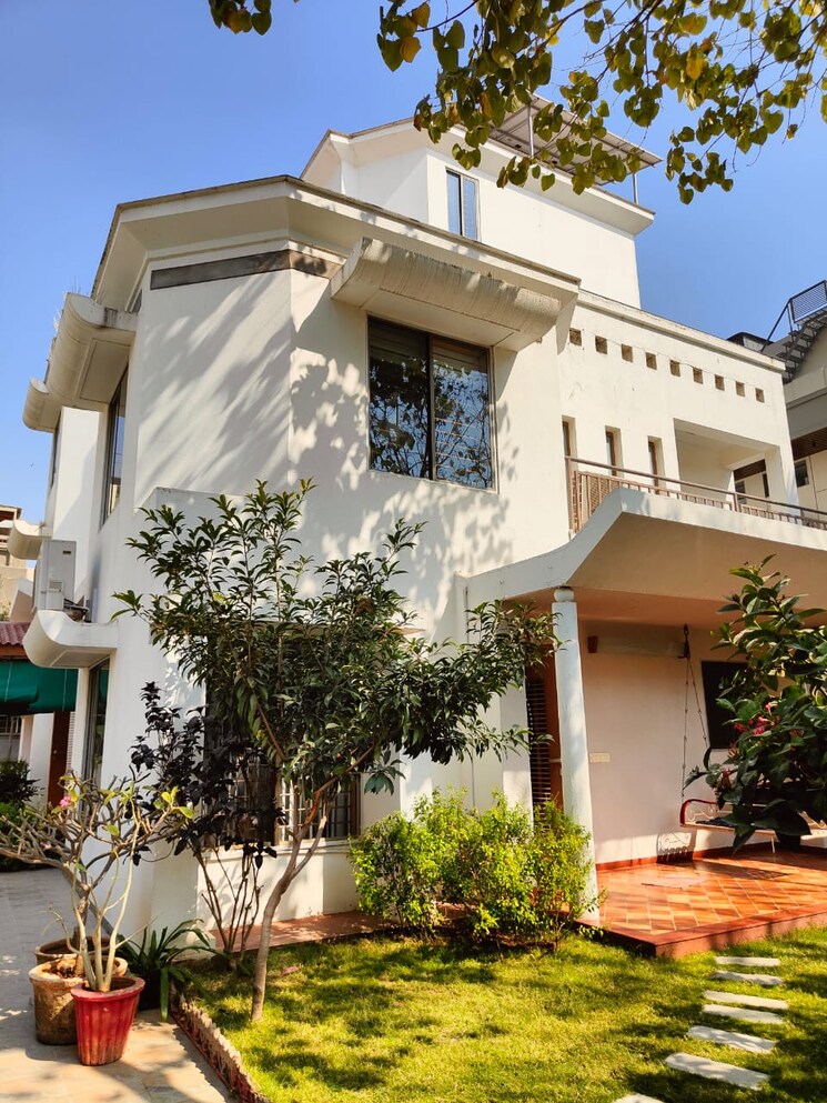Exterior View, ambli 4 Bedroom 3960 Sq.Ft. Villa In Ambli Ahmedabad 8717947