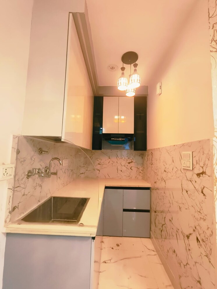 Kitchen, dream-homes-properties-floors 2 Bedroom 540 Sq.Ft. Builder Floor In Uttam Nagar Delhi 8717957