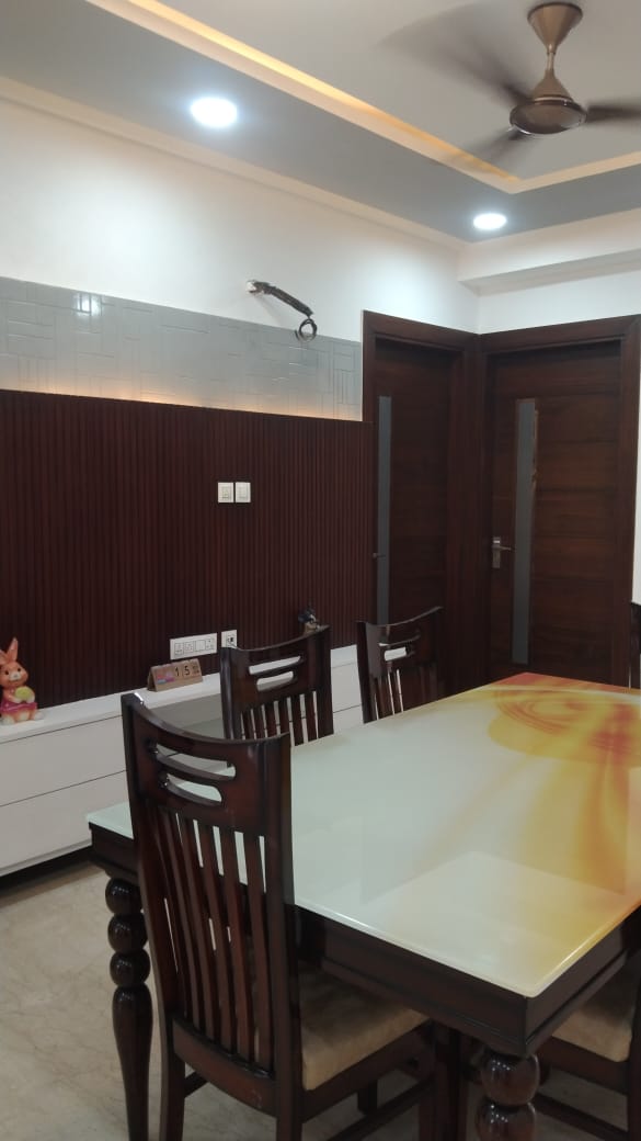 4 BHK + Servant Room Builder Floor For Rent in Unitech Arcadia