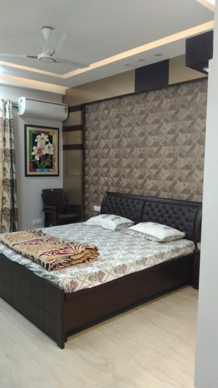 Bedroom, unitech-arcadia 4 Bedroom 2500 Sq.Ft. Builder Floor In South City 2 Gurgaon 8717989