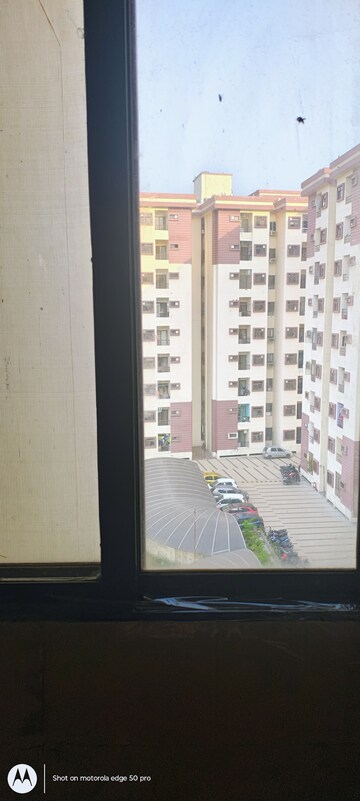 Master Bedroom in 2 BHK Apartment at Touchwood The Woods Naubasta, Naubasta Kala – for Rent