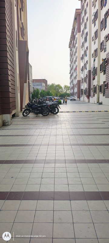 Parking in 2 BHK Apartment at Touchwood The Woods Naubasta, Naubasta Kala – for Rent