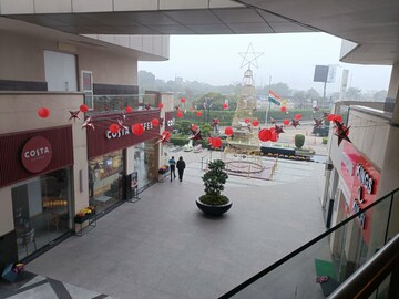  Shop – Exterior View View at Elan Mercado, Sector 80 - for Rent