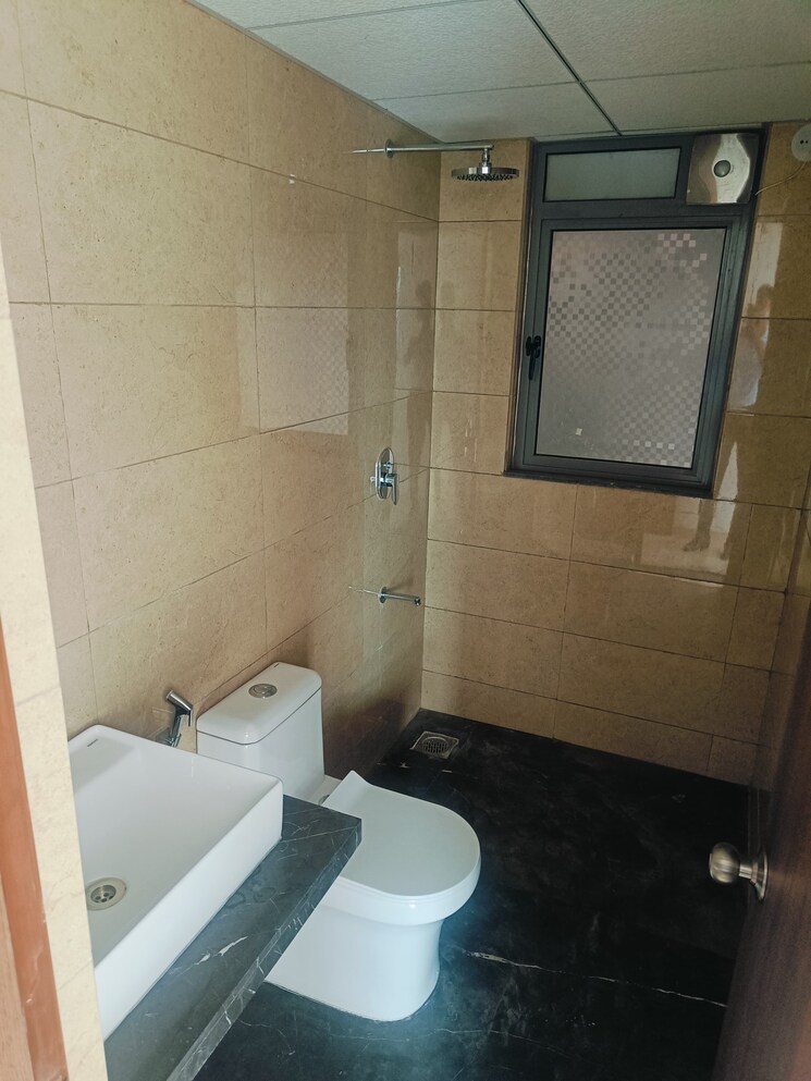 Bathroom, kalpataru-immensa 1 Bedroom 450 Sq.Ft. Apartment In Kolshet Road Thane 8717972