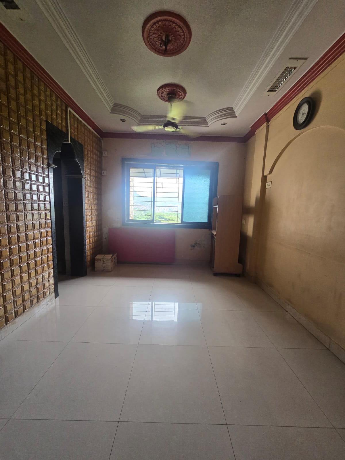 1 BHK 610 Sq.Ft. Apartment in Anand Vihar Complex