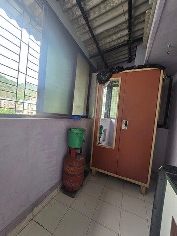 Furnished Amenities in 1 BHK Apartment at Anand Vihar Complex, Kalwa – for Sale